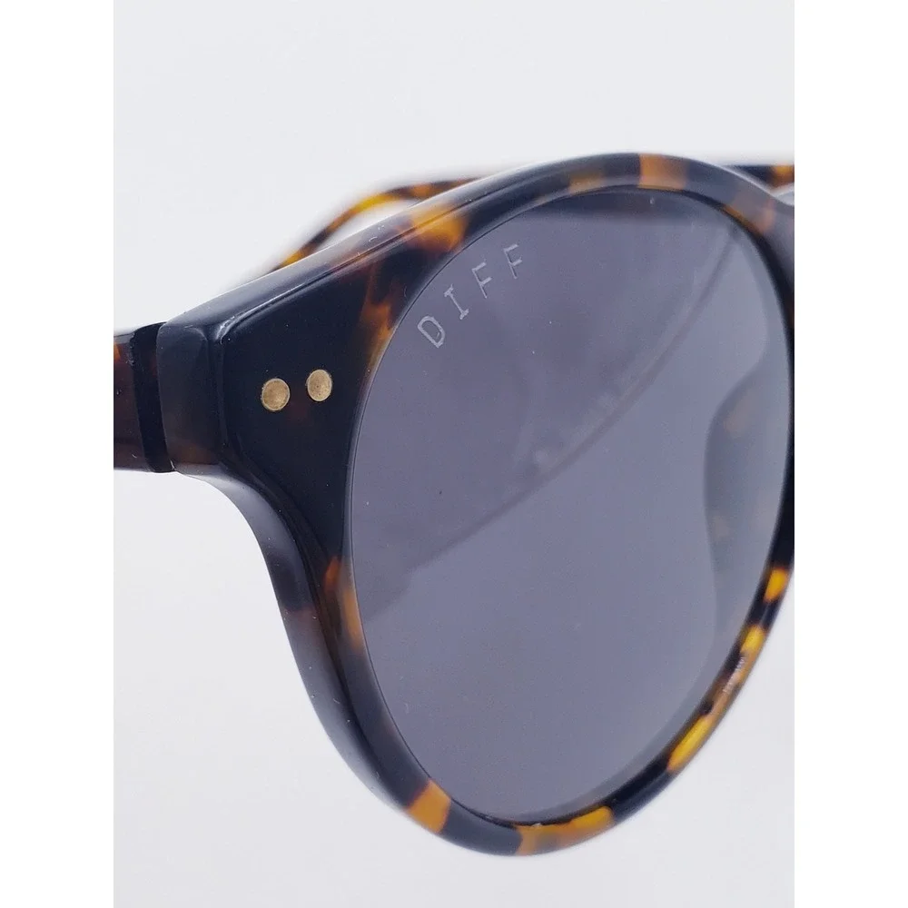 DIFF Eyewear Cody Polarized Tortoise Shell Round Sunglasses